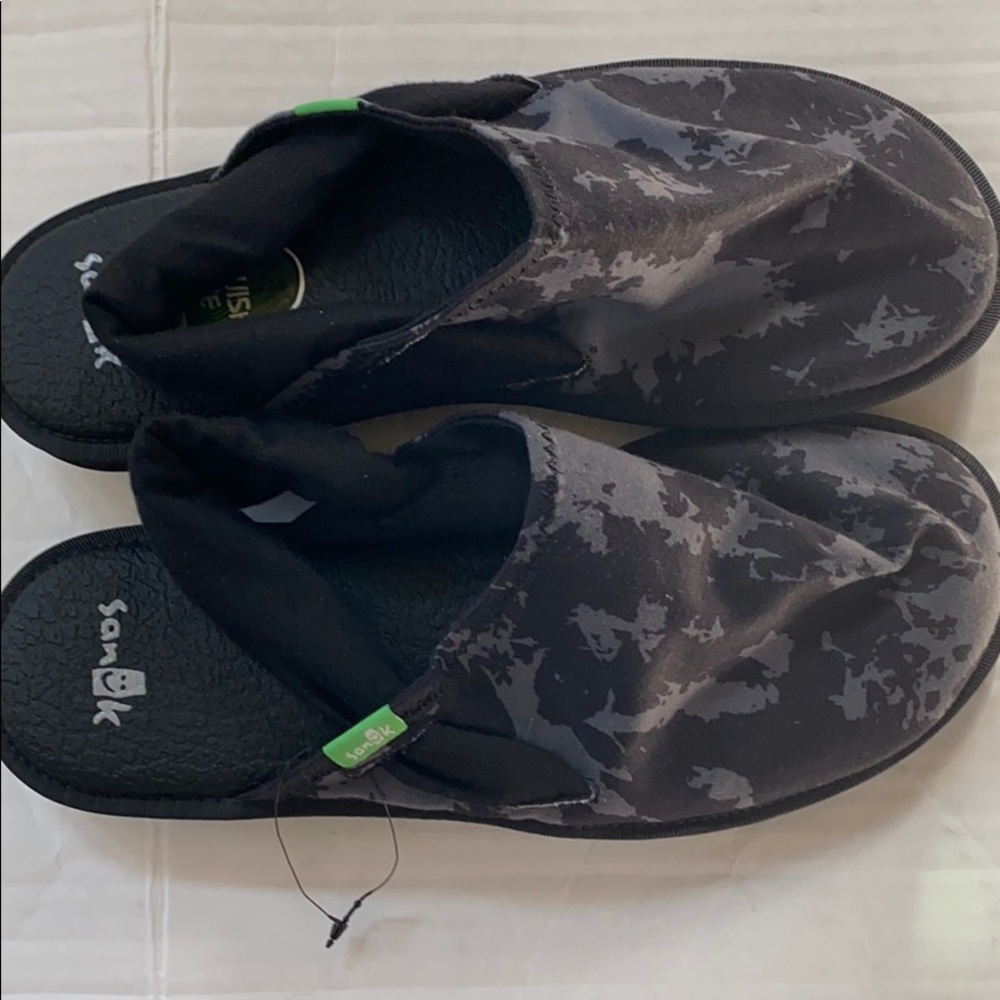 New Sanuks W/O tags - Picture 6 of 8